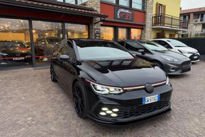 Volkswagen Golf GTI 2.0 TSI TOTAL BLACK