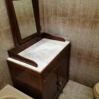 Mobile da bagno antico