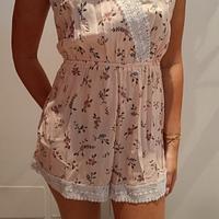 Vestito a pantaloncino 