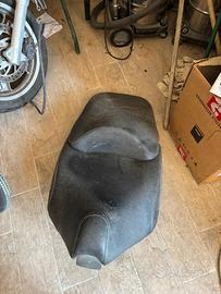 Scarabeo 150 con sella aggiuntiva