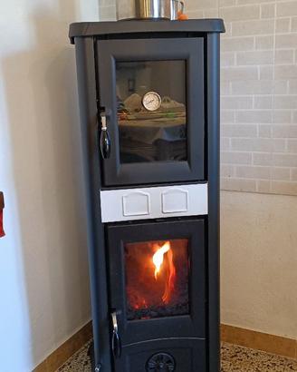 Stufa a legna Nordica Gemma con forno