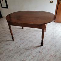 tavolo ovale d'epoca ristrutturato 