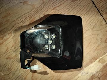 mascherina con faro led