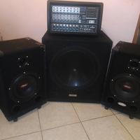 Mixer attivo, subwoofer e casse passive