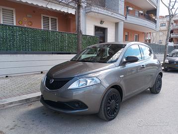 Lancia Ypsilon 1.2 Benz GPL casa madre