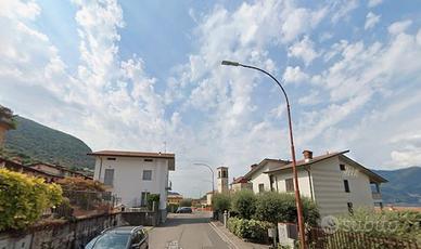 2locali arredato con doppio bagno e garage