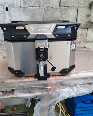 Top case givi trekker Outback EVO 42 litri 