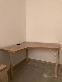 Scrivania, cassettiera e cubi PREZZO TRATTABILE