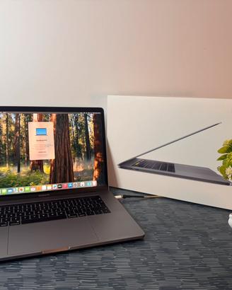 MacBook Pro 2019 15” i7 Garanzia Fattura Negozio