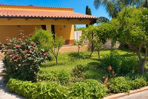 Villa a cinisi