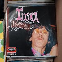 Dischi in vinile 45giri con laro copertina 