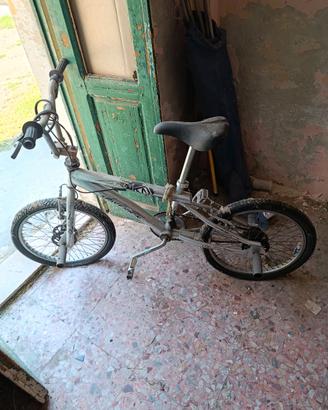 Bici freestyle 360 gradi
