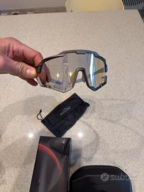 mascherina ciclismo fotocromatica Magicshine