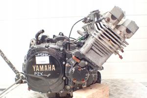 MOTORE Yamaha FZX 750