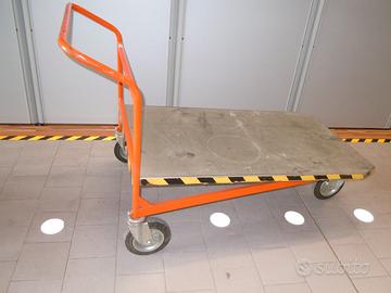 Carrello porta merci