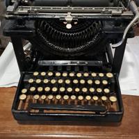 macchina da scrivere