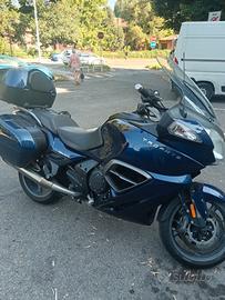 triumph trophy 1215 SE