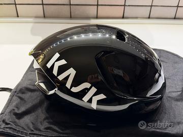 Kask utopia nero lucido M