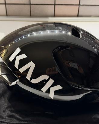 Kask utopia nero lucido M