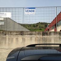 Muros capannone euro 80000