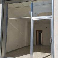 Negozio per attività commerciale