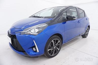Toyota Yaris Hybrid Trend Blue Edition BR226954 1.