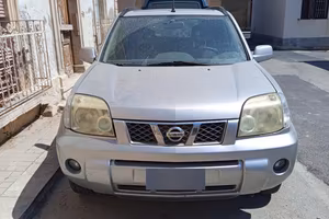 nissan x-trail suv