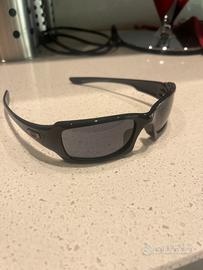 Oakley Occhiali