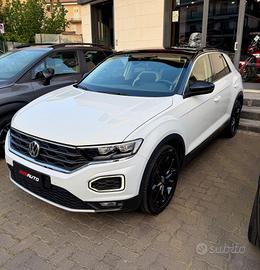 Volkswagen T-Roc 2.0 TDI SCR 150 CV Business BlueM
