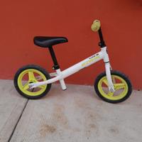 Bicicletta senza pedali