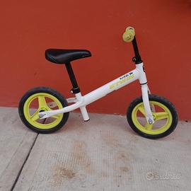 Bicicletta senza pedali