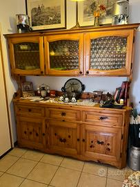 Mobili in pino naturale