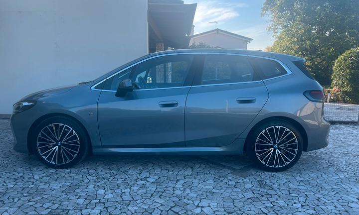 BMW Serie 2 Active Tourer 220i 48v Mild Hybrid