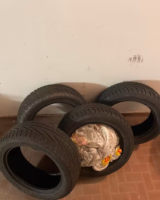 4 Pneumatici Pirelli