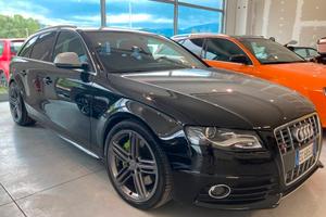 Audi A4 S4 Avant 3.0 V6 tfsi quattro s-tronic