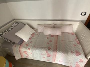 Letto singolo con 2 letto estraibile