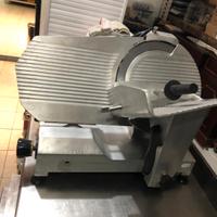 Affettatrice professionale 380 volt 