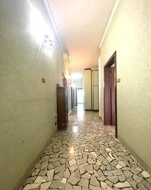 Appartamento di 148 m² con 5 locali a Bologna