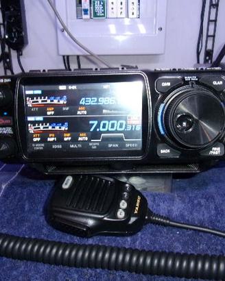 YAESU FT -X 1  V-U-HF 100 Watt Fissa /10 Watt port