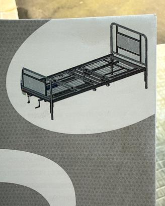 Letto ospedaliero con sponde per degenti