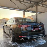 Audi a4 rs line