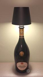 Giulio Ferrari bottiglia lampada led nera 
