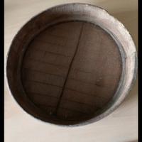 setaccio antico in legno e ferro anni 30 per grano