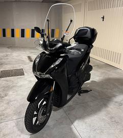 Honda SH 350