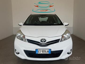 TOYOTA Yaris 1.0 5 porte Trend