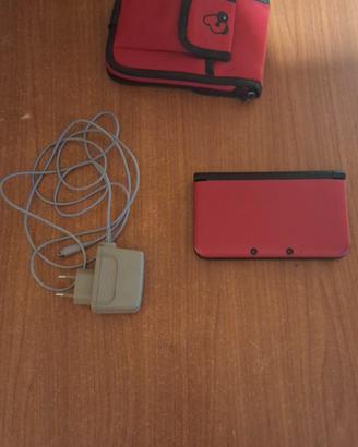 NINTENDO 3DS CON CARICABATTERIE per info scrivimi