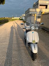 Vespa GTS SuperTech 300 hpe