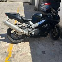 Honda CBR 900 - 2001