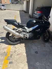 Honda CBR 900 - 2001