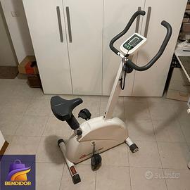 Cyclette MAGNETICA con Computer e Sensore Cardio